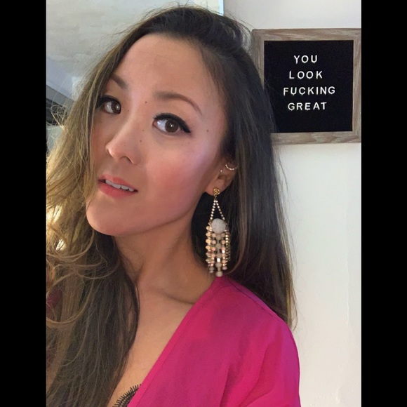 Meet Your Posher 🖤✊🏾 - Picture 6 of 6